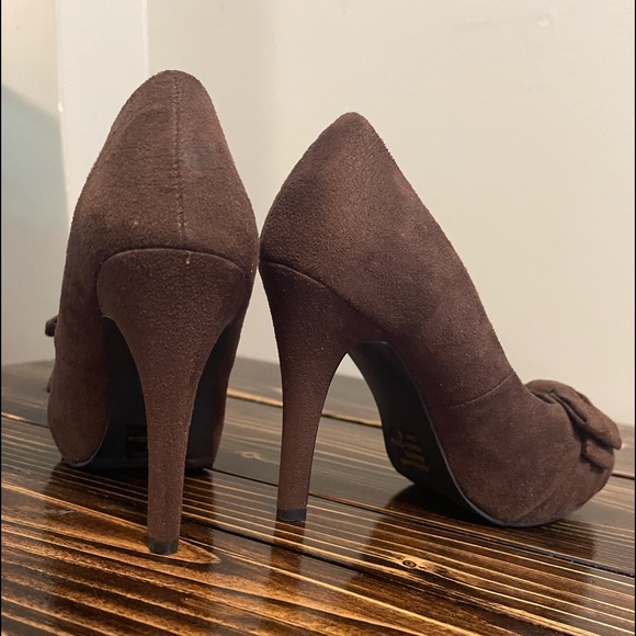 Faux Suede Peep Toe Pumps - Picture 2 of 4